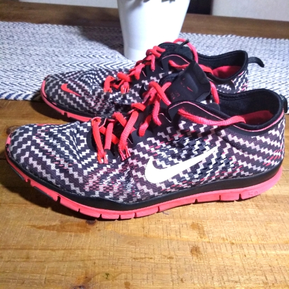 Nike free sneakers women's size US 8